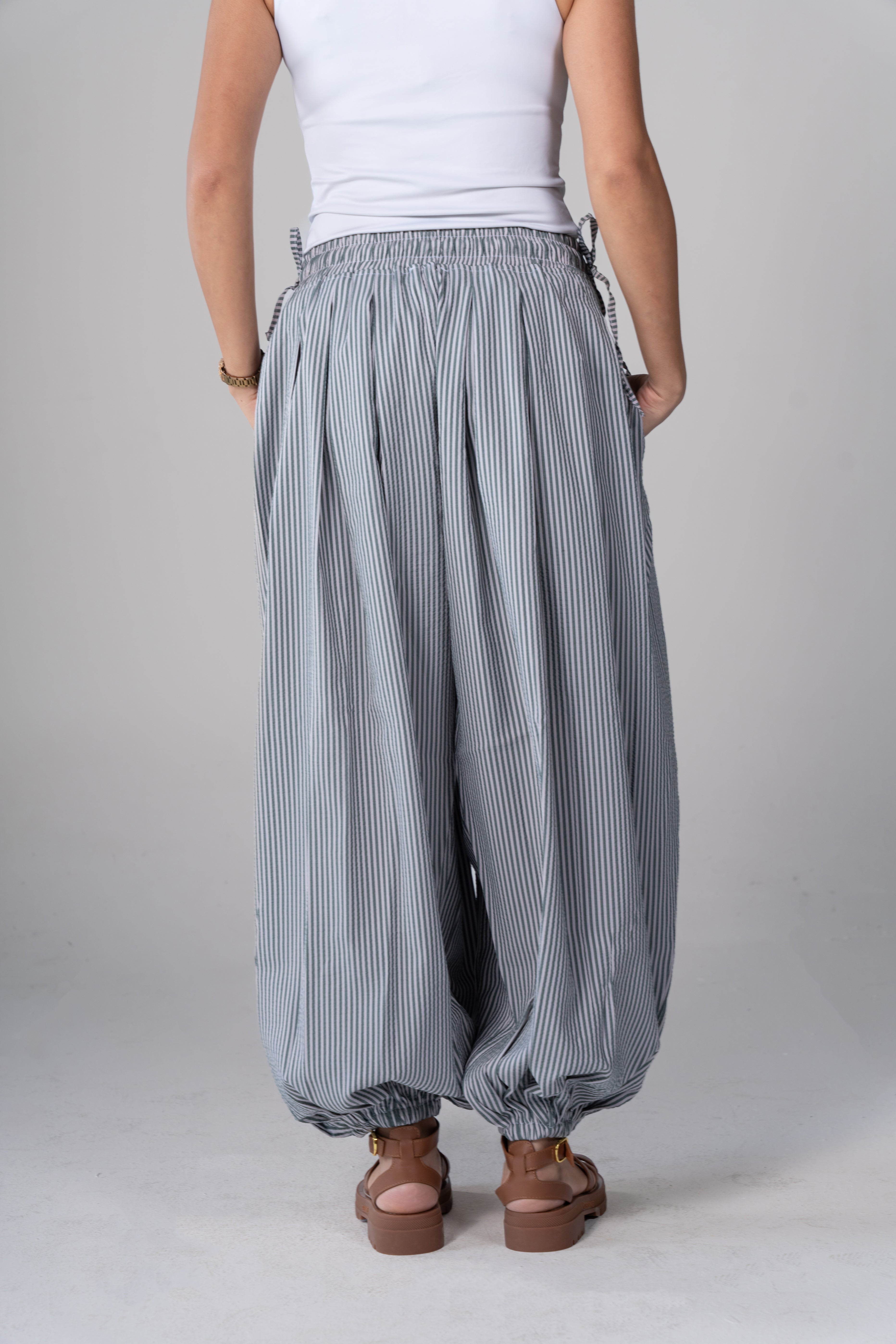 Striped balloon pants