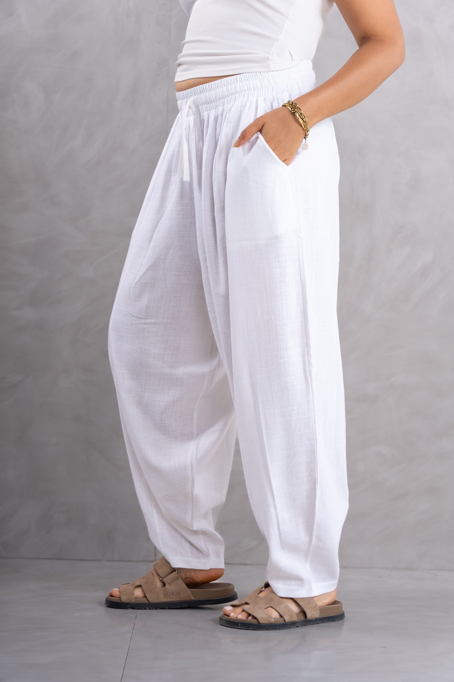 Balloon linen pants