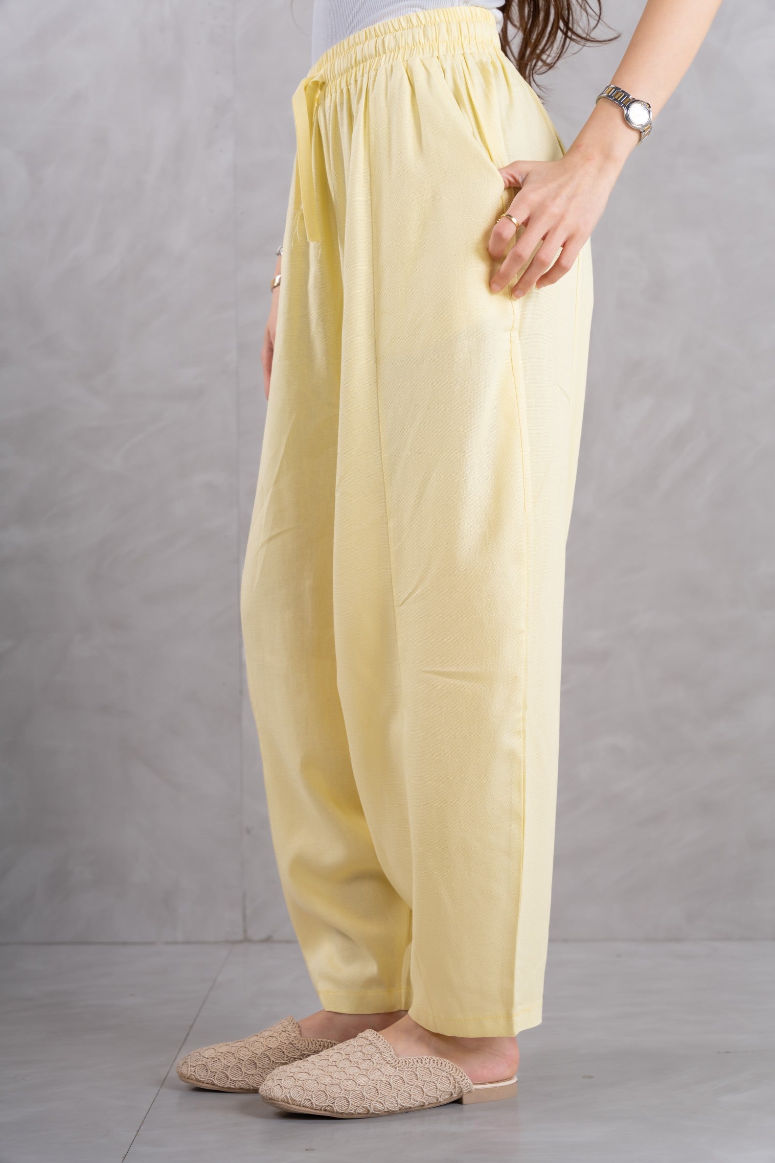 Balloon linen pants
